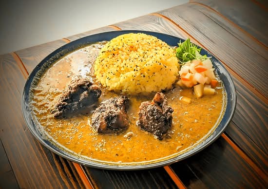 はちまるカレー