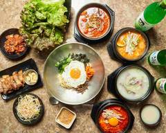 一番おいしいサムギョプサル専門店 ��宮家(みやけ) Korean Restaurant MIYAKE