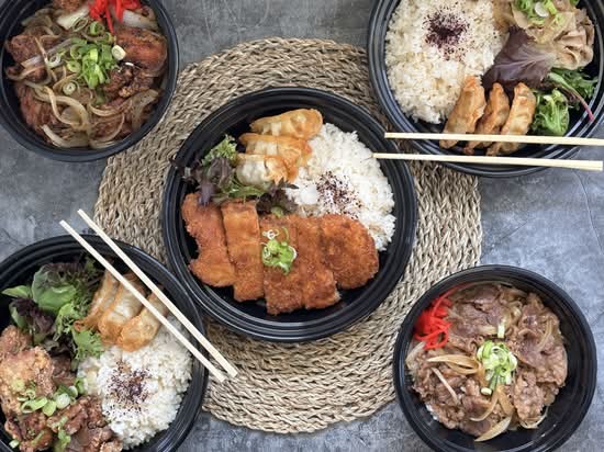 Sutadonya (3517 N Spaulding Ave)