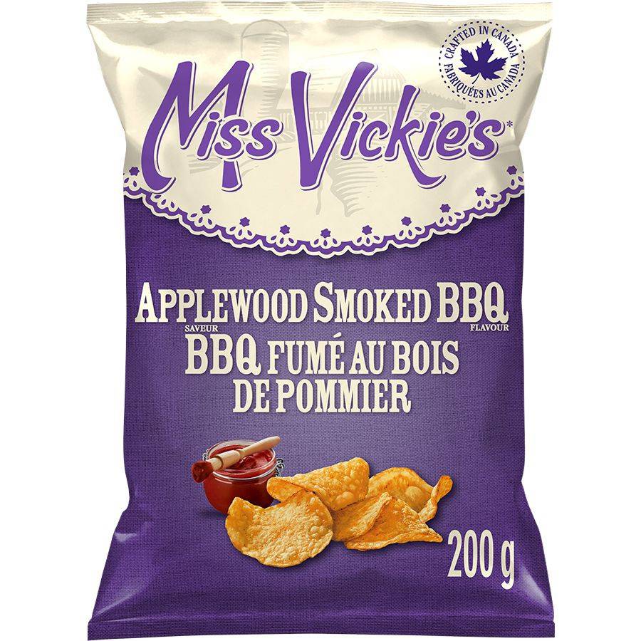 Croustilles cuites à la marmite barbecue fumé au bois de pommier de miss vickie's (220g) - miss vickie's kettle cooked applewood smoked bbq potato chips (220g)