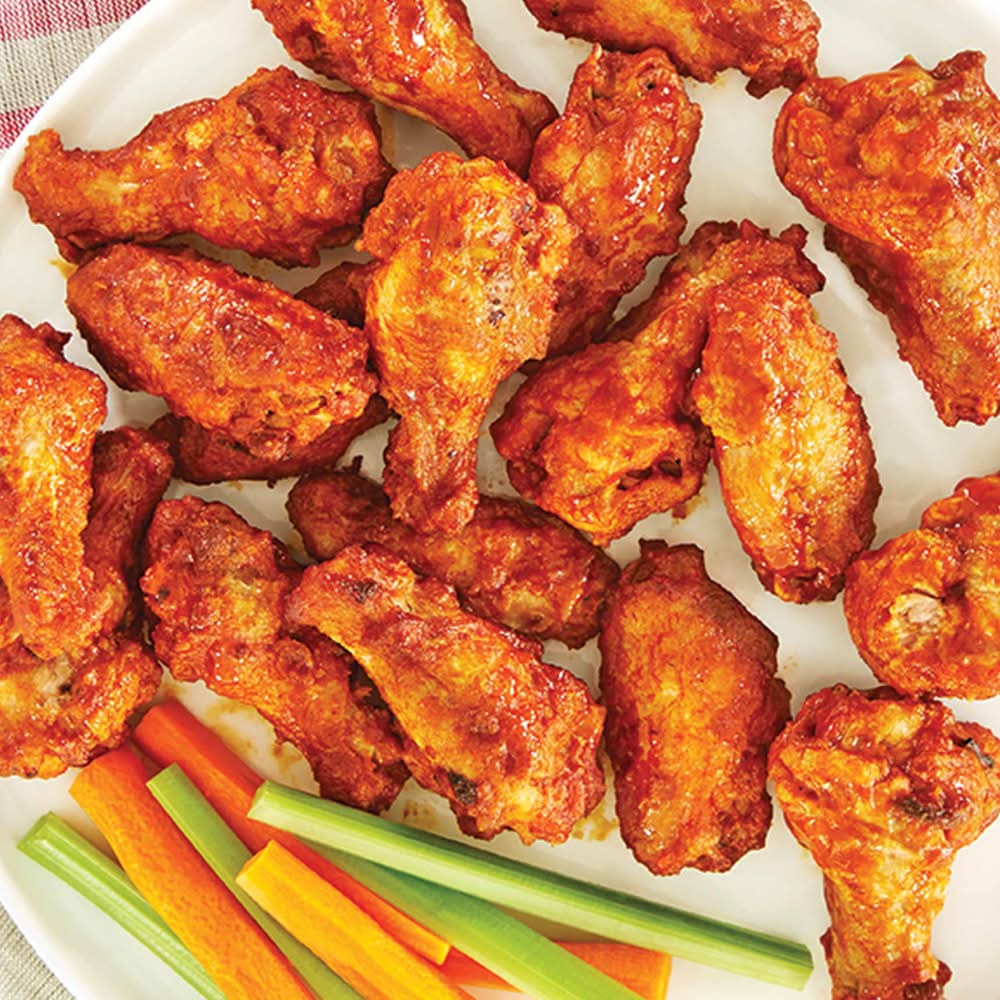 M&M Food Market · Barbecue Chicken Wings (680 g)