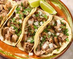 Tacos De Carnitas El Cholin