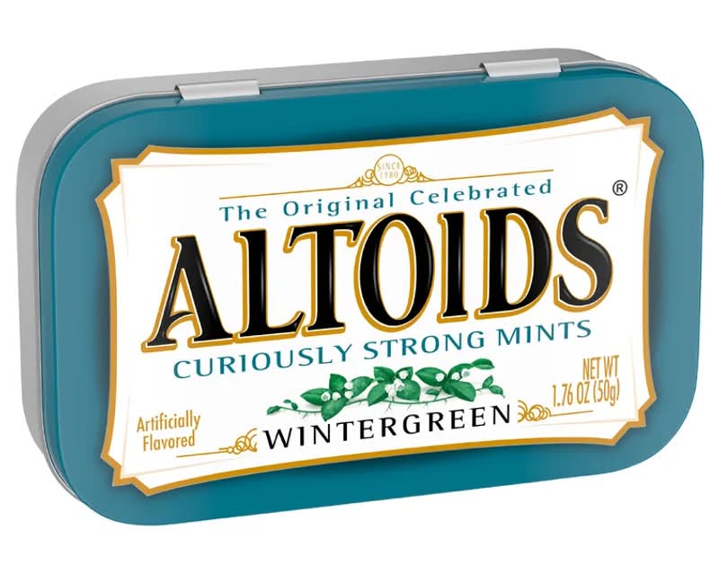 Altoids Curiously Strong Mints Wintergreen
