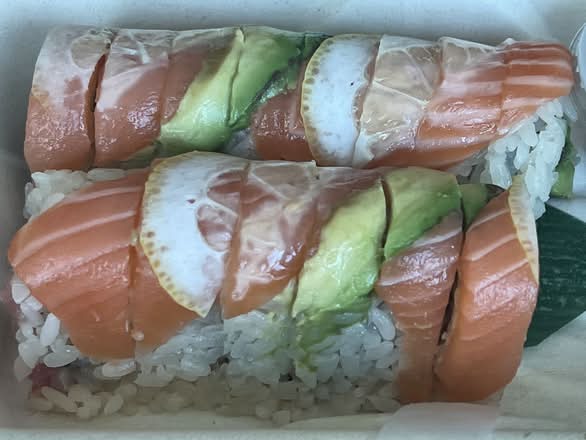 Lemon Roll with Spicy Tuna