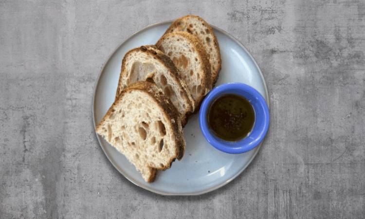 COUNTRY SOURDOUGH & OLIVE OIL