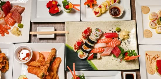 5 Saisons Sushi (5594 Rue Sherbrooke O)