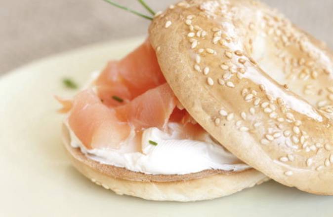 Bagel Queijo Creme & Salmão / cream cheese & salmon