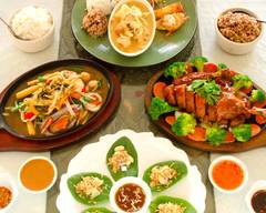 Dee Des Moines Thai Cuisine