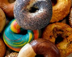 4 Seasons Bagel (320 Bayfield Street)