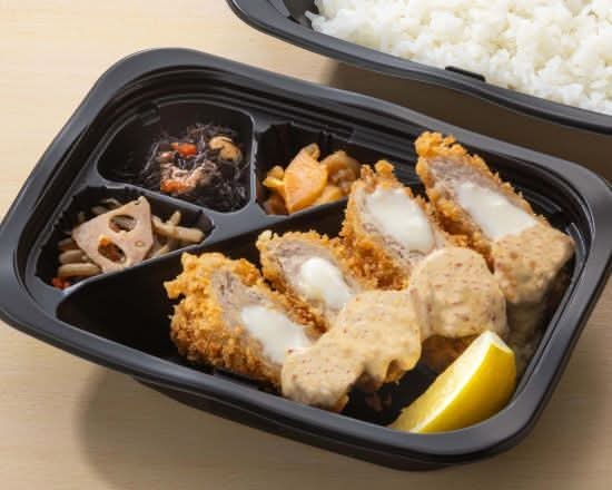 チーズのヒレかつ弁当