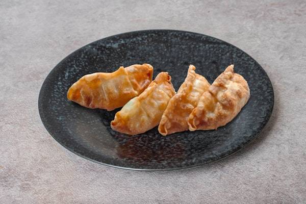 4 x Fried Dumplings Chicken