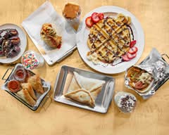 KAHAWA (120 21st Ave N)