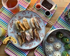 Himalayan Eats (1412 Greenbrier Parkway #135)