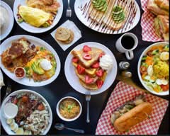 Dana’s Cafe (222 E Main St)