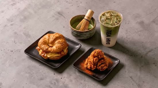 Tea Hive (500 N Azusa Ave)