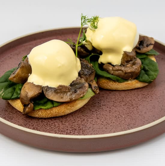 Eggs Bene w/ Spinach & Mushroom