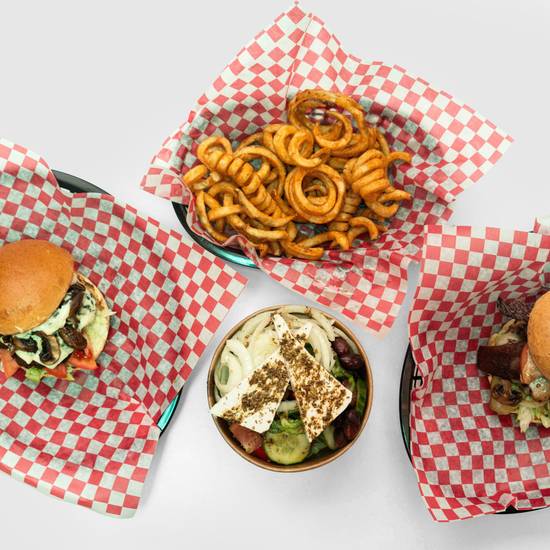 Happy Days Burgers & Poutine