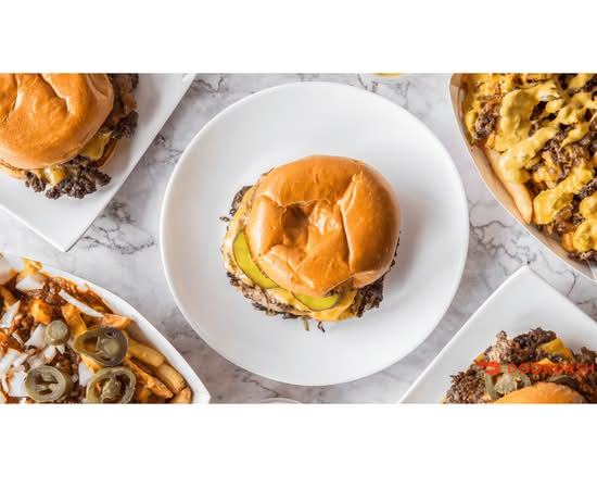 SMSHBRGR - Main St Markham (unit 9-227 Main Street Markham North)