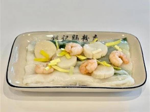 Shrimp & Scallops Rice Noodle Roll/韭黃鮮蝦帶子腸粉 (醬油)  R23