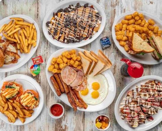TUBBIES All Day BIG Breakfast (462 Bayfield Street)