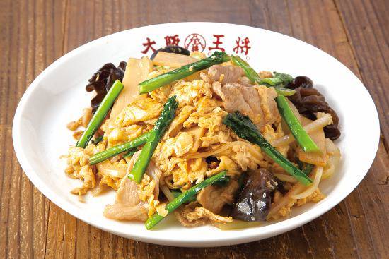 豚肉と木耳の玉子炒め Stir-Fried Pork, Cloud Ear, & Egg