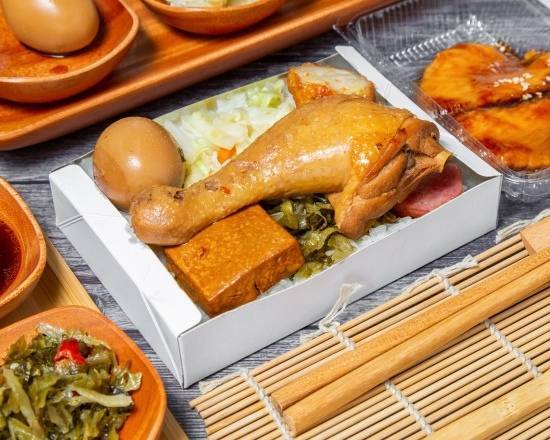 鯛魚 + 雞腿便當、味噌紫菜蛋花貢丸湯