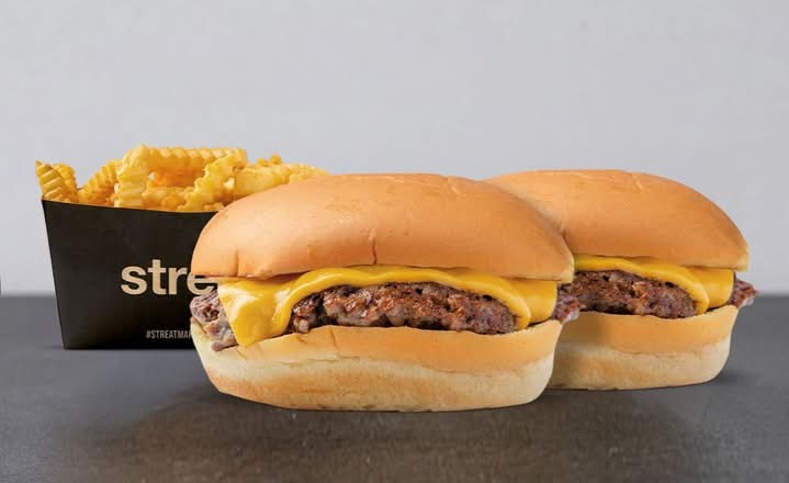 2 Cheese Burger + Papas Grandes