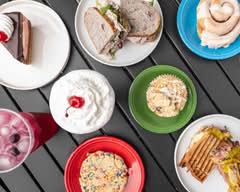 Erika's Cakery (29 W Main St)