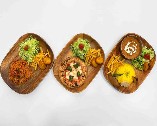 【生麺パスタ・石窯ピザ・オムライス】カフェ MAAR （マール）