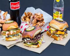 Mr. Burger und Pizza Express Cavallino