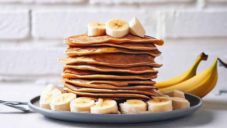 Pancakes w/ Fresh Bananas (3 Stack)