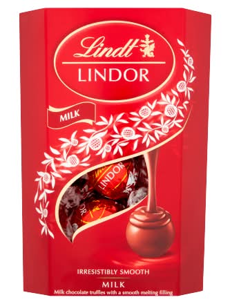 Lindt Milk Chocolate, Lindor Irresistible Smooth Truffles (200g)