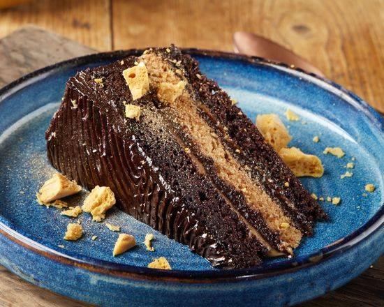Zillionaire's Fudge Cake (V) (Ve)