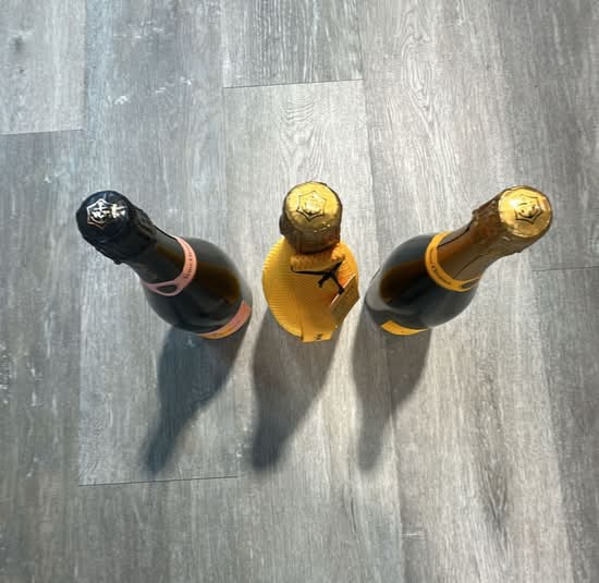 Interstate i-55 liquors and wine (984 Main Street)