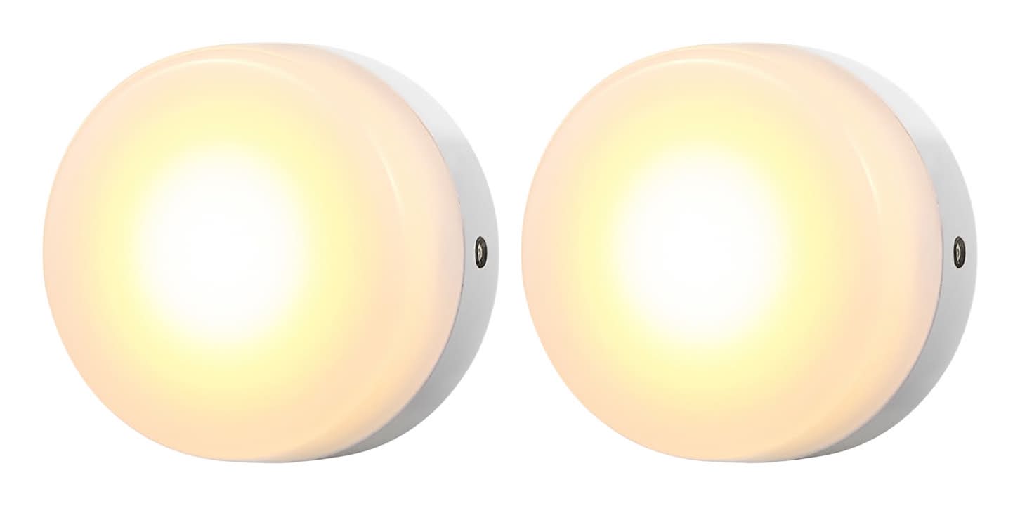 Utilitech 2 -Pack White LED Auto On/Off Night Light