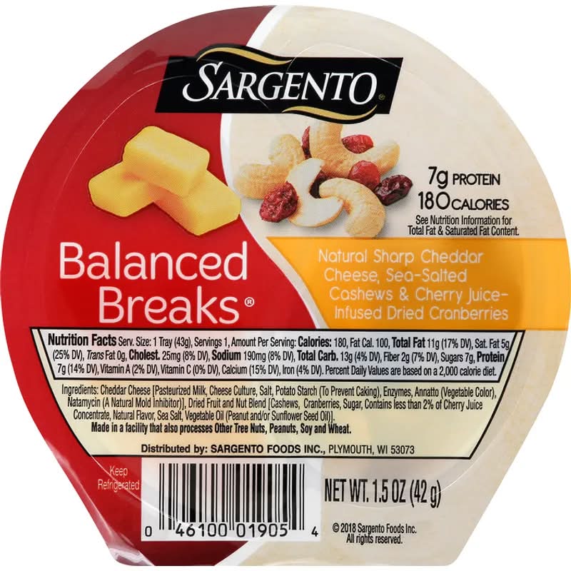 Sargento Balanced Breaks Sharp Cheddar with Cashews and Cranberries Snack