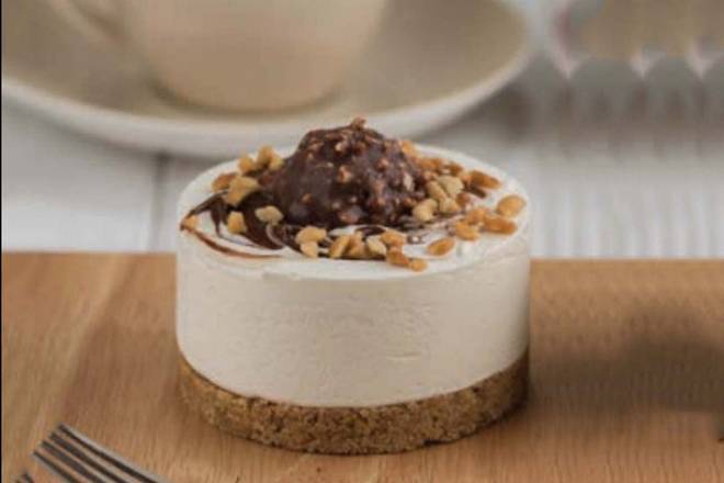 Ferrero Rocher Cheesecake