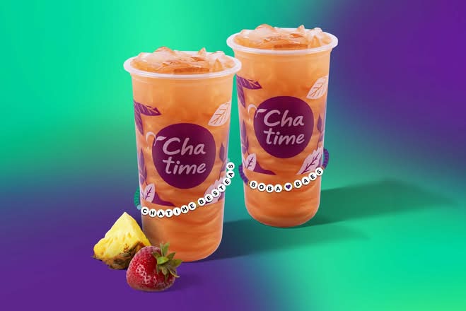 Chatime's Backstage Shimmer Set