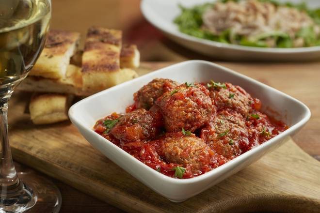 Piola Meatballs