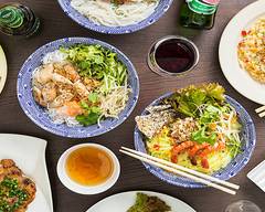 ベトナム南部伝統料理 ＰＨＵＯＮＧ ＮＡＭ SOUTH VIET NAM RESTAURANT PHUONG NAM