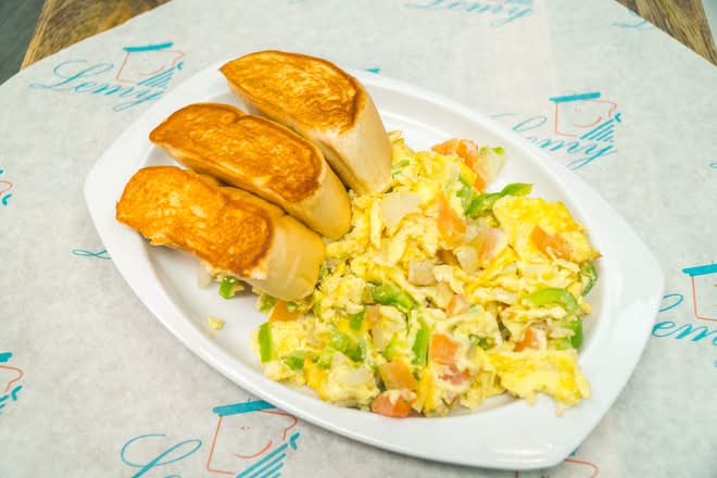 Revoltillo o Huevos Fritos con Jamón