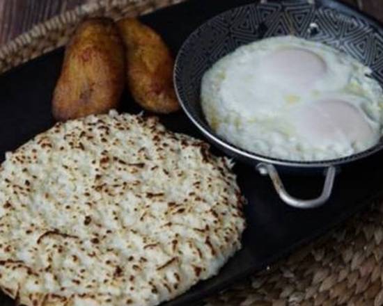 Arepa con Queso y Huevos en Caserola