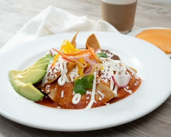 Chilaquiles rojos