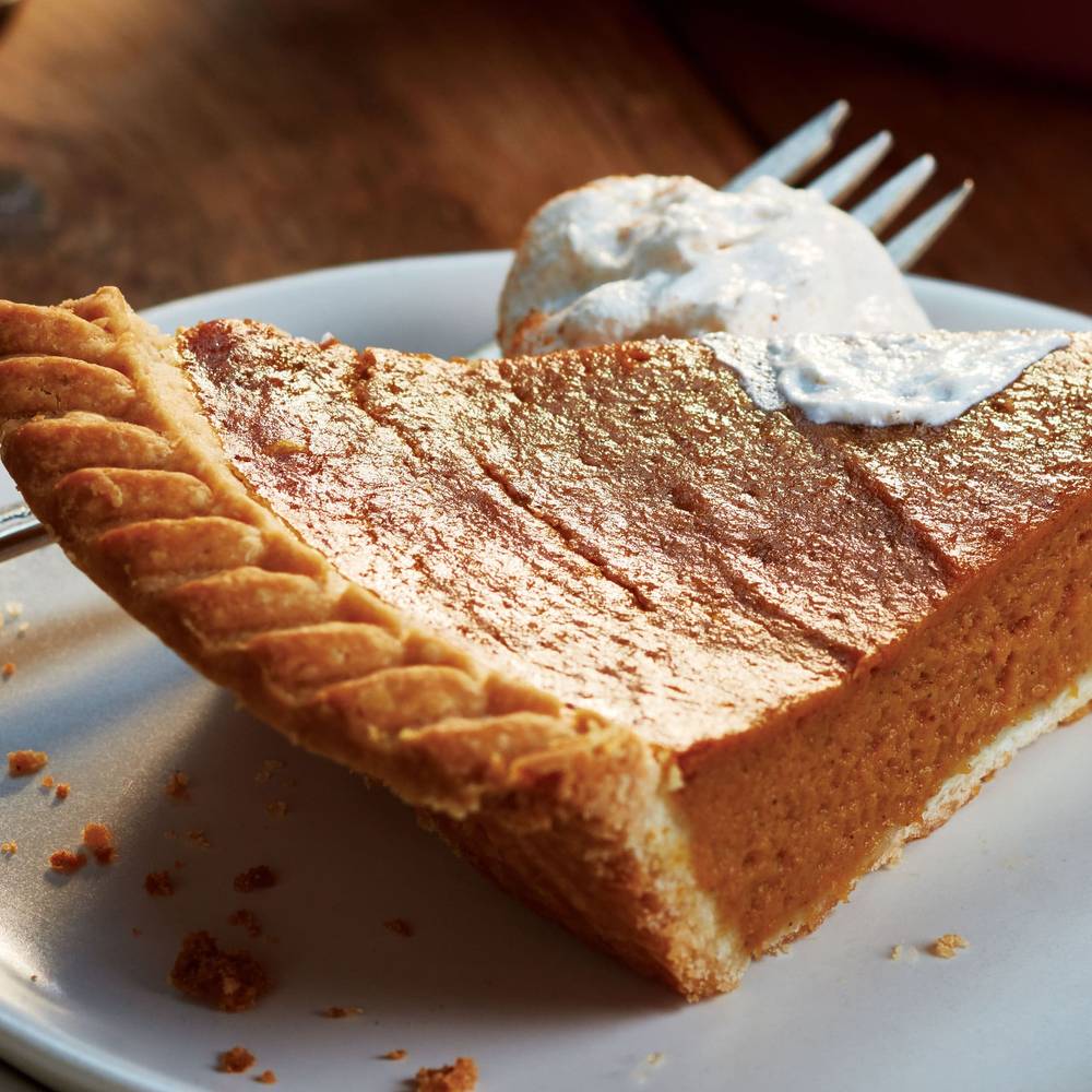 M&M Food Market · Homestyle Pumpkin Pie (870g)