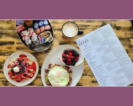 Honeyberry Pancakes and Cafe