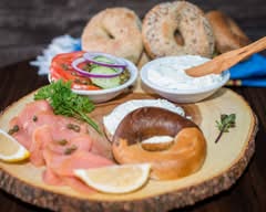 Izzy's Brooklyn Bagels