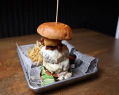 Dylan’s Grill House (Mayaguez)