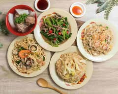 姊妹招牌高麗菜飯排骨湯