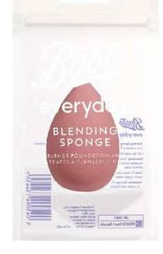 Boots Everyday Blending Sponge