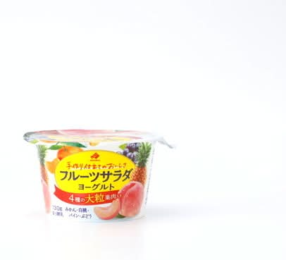 北海道乳業販売　フルーツサラダヨーグルト　130g　J-281